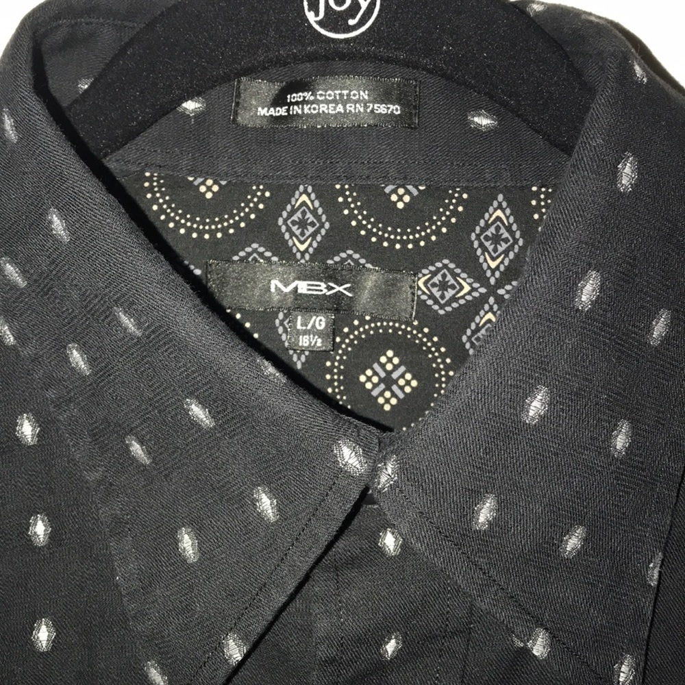 Black patterned button down - Picture 2 of 7
